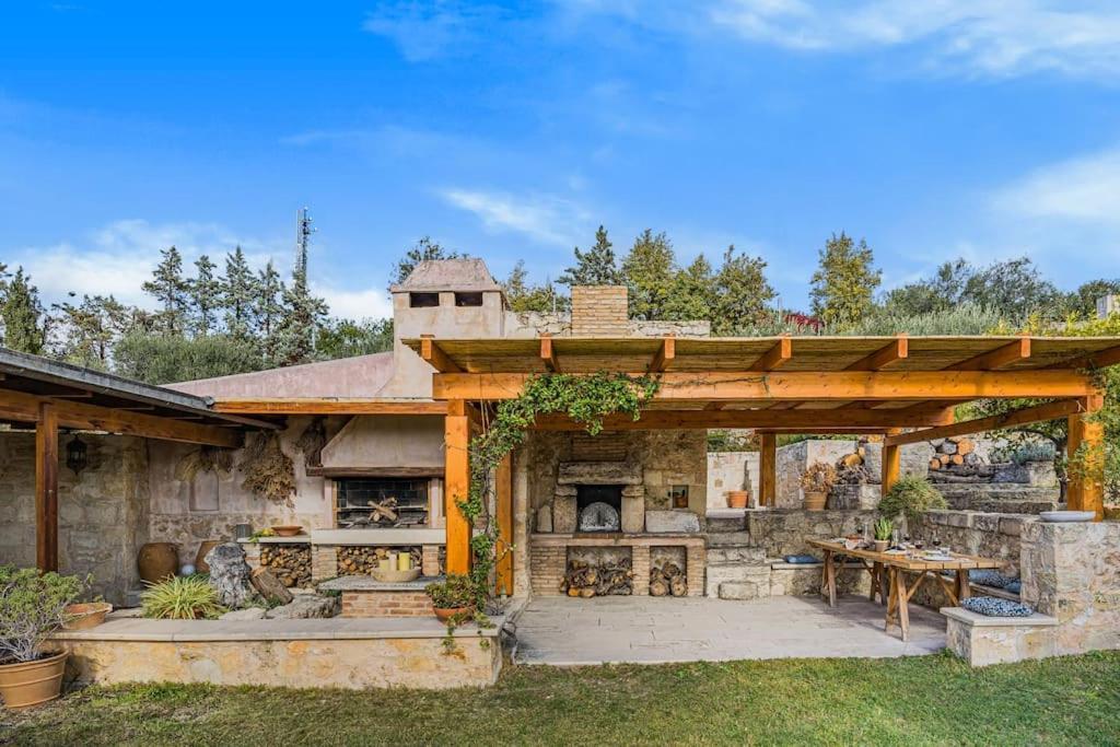 Olivetta - The Private Oasis Villa