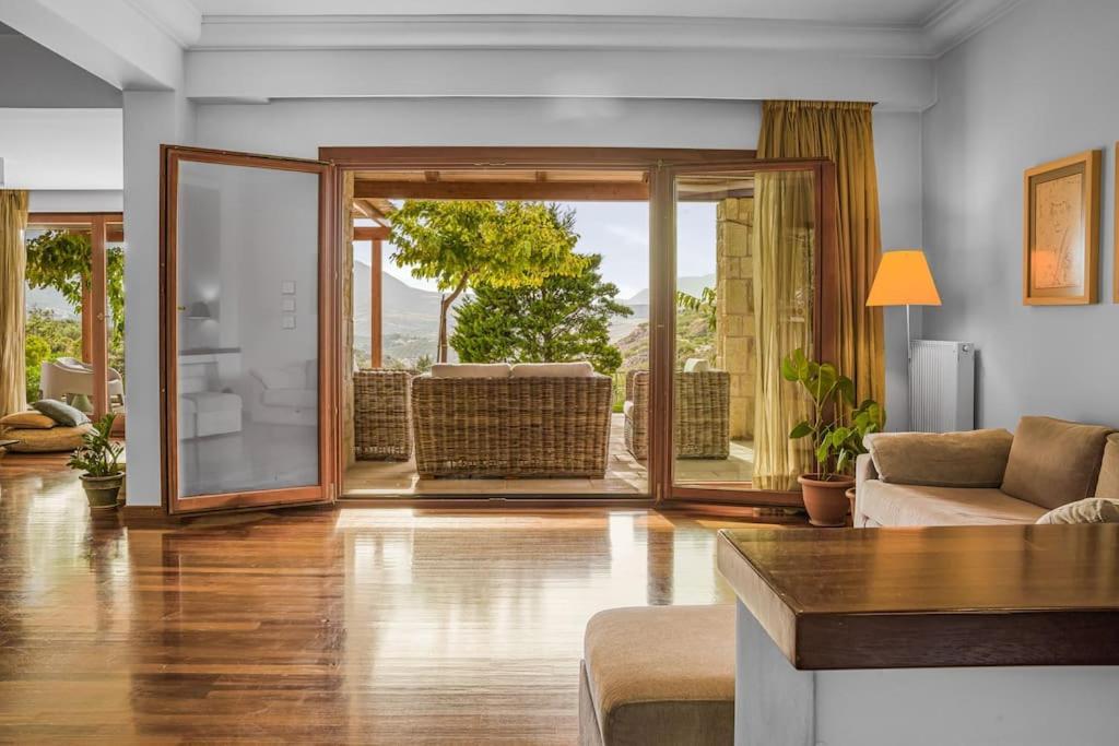 Olivetta - The Private Oasis