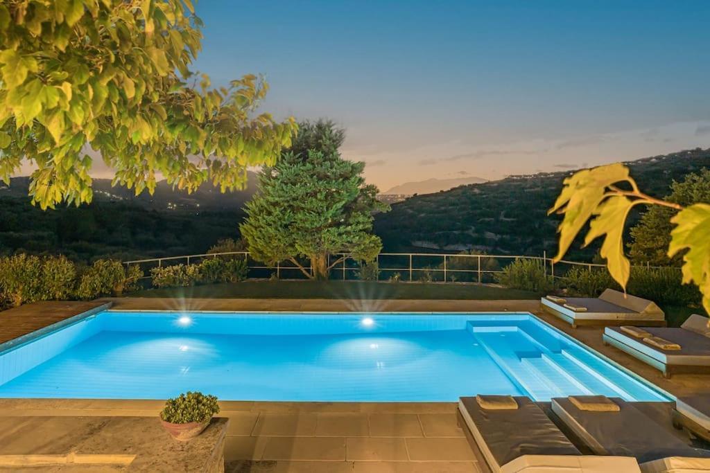Olivetta - The Private Oasis Villa *