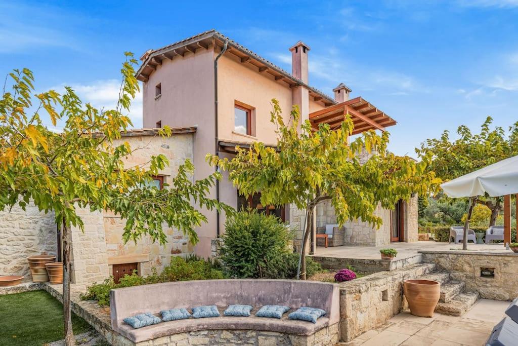 Olivetta - The Private Oasis Villa